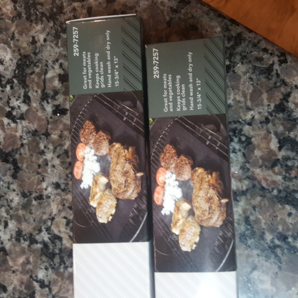 Lot of 2 GRILL MATS - Backyard Creations, Black 15 3/4" x 13" NEW in BOXES - Picture 2 of 4